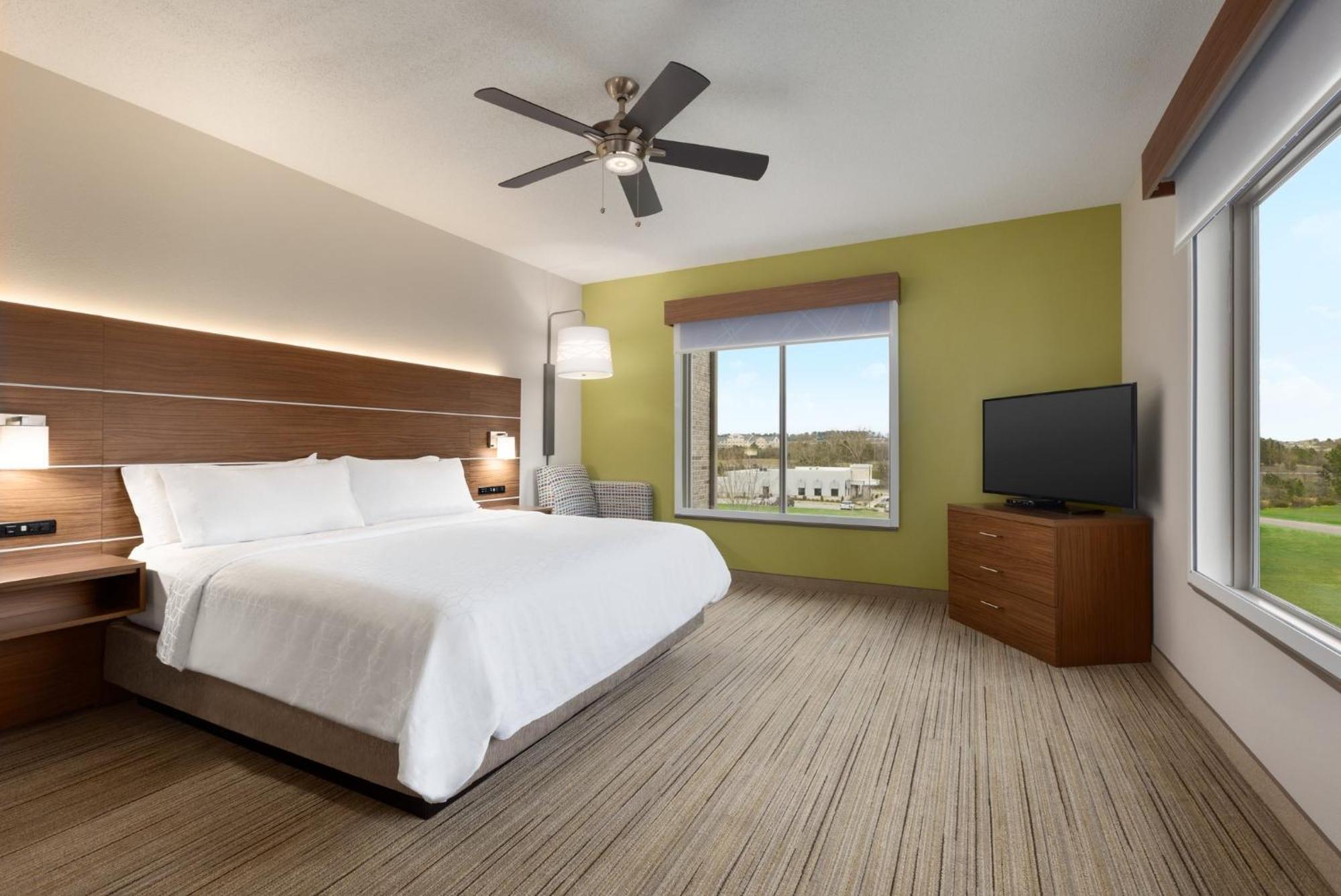 Holiday Inn Express Hotel & Suites Opelika Auburn By Ihg Eksteriør bilde
